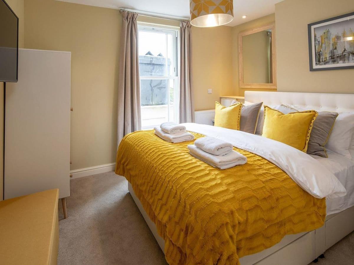 Frebus House * Dartmouth